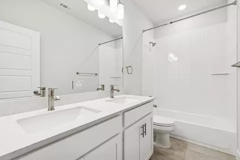 Bath - 1316 S Brook Dr, Leander, TX 78641 photo 3 of 3