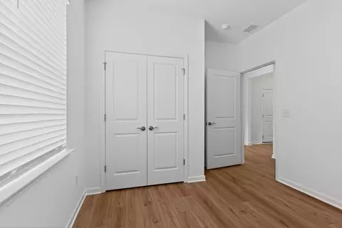 Entry Way - 230 Foxglade Dr, Gilbert, SC 29054 photo 3 of 5