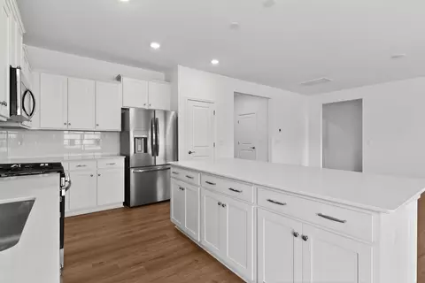 Kitchen - 230 Foxglade Dr, Gilbert, SC 29054 photo 4 of 4