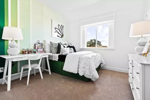 Bedroom - 601 Trinity St, Van Alstyne, TX 75495 photo 2 of 6