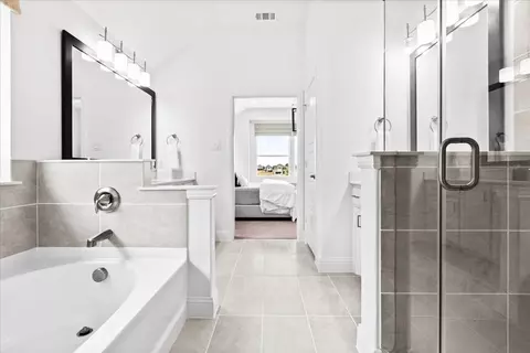 Entry Way - 601 Trinity St, Van Alstyne, TX 75495 photo 1 of 1