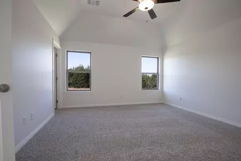 Bedroom - 932 Hydrangea Way, Edmond, OK 73034 photo 5 of 17