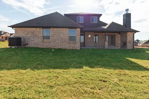 Other - 932 Hydrangea Way, Edmond, OK 73034 photo 14 of 24