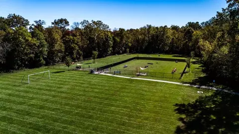 View/Area - 4081 Silverstone Ln, Batavia, OH 45103 photo 20 of 21