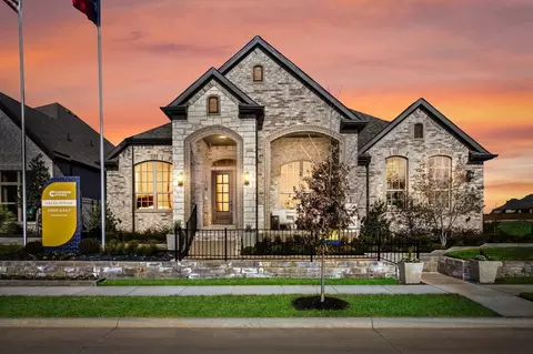 1005 Karis Blvd, Crowley, TX 76036