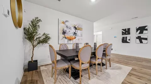 Dining - 10376 Meadowsweet Dr, Warrior, AL 35180 photo 3 of 4