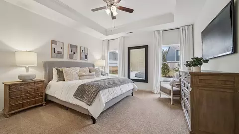Bedroom - 10376 Meadowsweet Dr, Warrior, AL 35180 photo 1 of 12