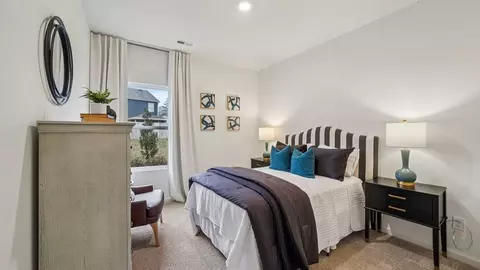 Bedroom - 10376 Meadowsweet Dr, Warrior, AL 35180 photo 4 of 12