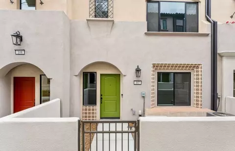 107 Kimberwick Ct, Burbank, CA 91506