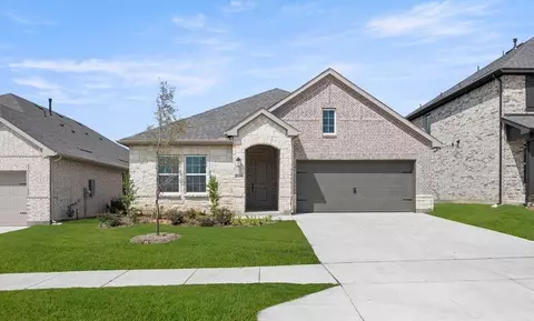 645 Tyronza Dr, Justin, TX 76247