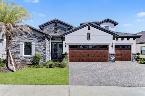 35483 Big Hawk Dr, Zephyrhills, FL 33541