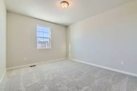 Bedroom - 46409 Saddleback Dr, Bennett, CO 80102 photo 5 of 15