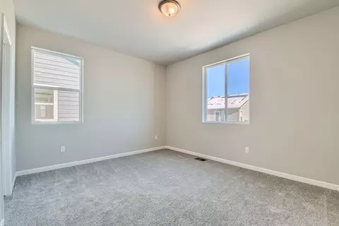 Bedroom - 46409 Saddleback Dr, Bennett, CO 80102 photo 3 of 15
