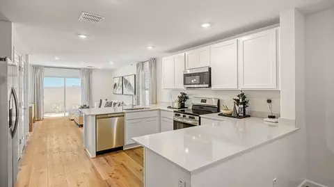Kitchen - 1927 W Ramona Ave, Apache Junction, AZ 85120 photo 1 of 4