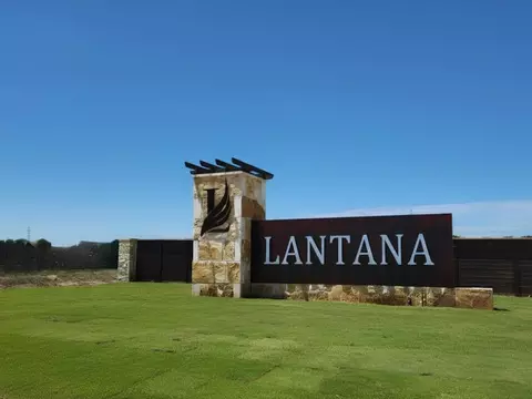 4241 Peony Pl, Marion, TX 78124