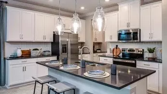 Kitchen - 7059 Fox Glen Cv, Nokomis, FL 34275 photo 2 of 4