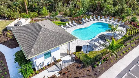 Exterior - 7059 Fox Glen Cv, Nokomis, FL 34275 photo 20 of 23