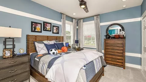 Bedroom - 7059 Fox Glen Cv, Nokomis, FL 34275 photo 2 of 10
