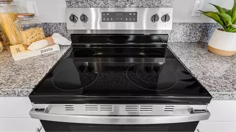Kitchen - 1375 Derby Dr, San Jacinto, CA 92582 photo 4 of 4