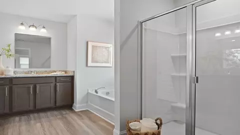 Bath - 102 Buckeye Rd, Guyton, GA 31312 photo 1 of 3