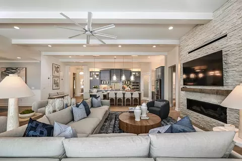 Living - 13514 Shadow Creek Trl, Parrish, FL 34219 photo 2 of 9