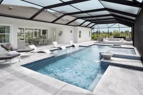 Exterior - 13514 Shadow Creek Trl, Parrish, FL 34219 photo 4 of 10