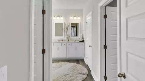 Entry Way - 17645 Ruby Dr, Athens, AL 35613 photo 7 of 16