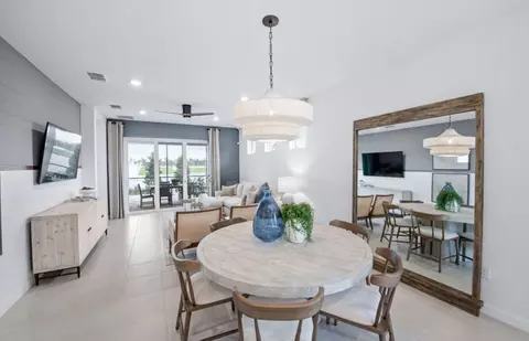 Dining - 11435 Emberstone Cir, Parrish, FL 34219 photo 2 of 2