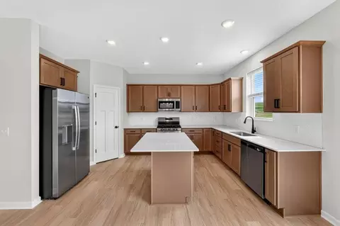 Kitchen - 912 Sandy Dr, Jordan, MN 55352 photo 2 of 4