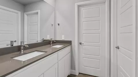 Bath - 182 Davis Ln, Newark, TX 76071 photo 2 of 10