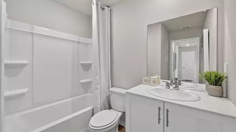 Bath - 182 Davis Ln, Newark, TX 76071 photo 10 of 10