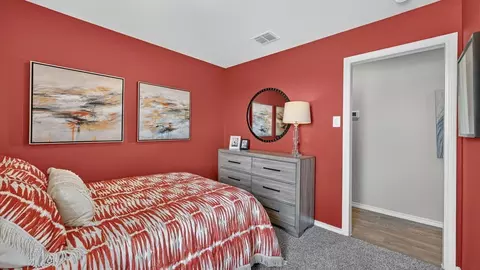 Bedroom - 182 Davis Ln, Newark, TX 76071 photo 19 of 23