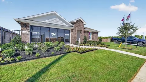 Exterior - 182 Davis Ln, Newark, TX 76071 photo 5 of 10