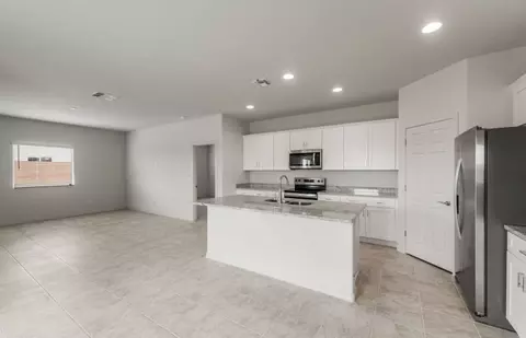 Kitchen - 25636 W Trumbull Rd, Buckeye, AZ 85326 photo 2 of 3