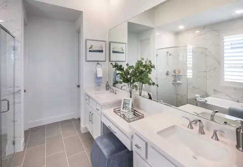 Bath - 325 Vale Run, Kyle, TX 78640 photo 6 of 6
