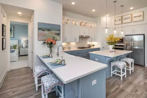 Kitchen - 325 Vale Run, Kyle, TX 78640 photo 3 of 6