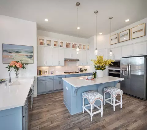 Kitchen - 325 Vale Run, Kyle, TX 78640 photo 4 of 6