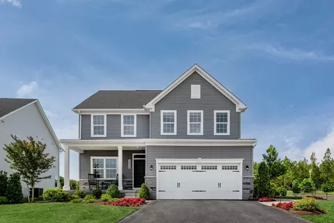 127 Black Oak Ln, Washington, PA 15301