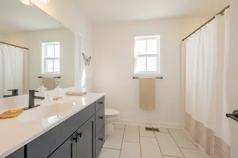 Bath - Zion Place, Rustburg, VA 24588 photo 3 of 4