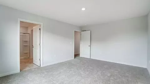 Bedroom - 1253 Eagleton Blvd, London, OH 43140 photo 4 of 16