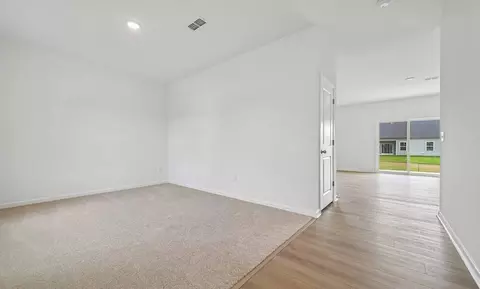 Living - 6715 Jersey Rd, Middlesex, NC 27557 photo 2 of 10