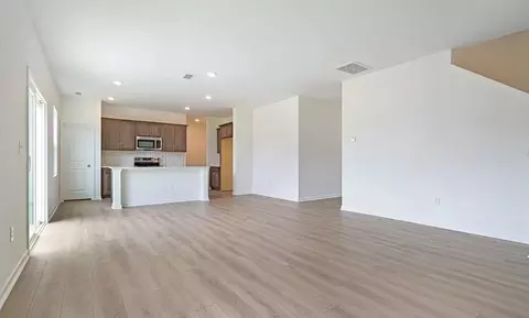 Living - 6715 Jersey Rd, Middlesex, NC 27557 photo 5 of 10