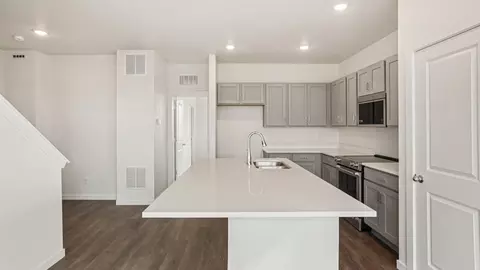 Kitchen - 24141 E 54th Pl, Aurora, CO 80019 photo 1 of 9