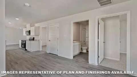 Entry Way - 5935 Belfast Bend Ct, Slidell, LA 70461 photo 3 of 4