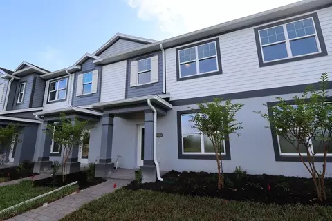 Exterior - 1345 Hyde St, Saint Cloud, FL 34771 photo 4 of 15