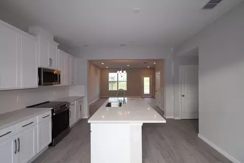 Kitchen - 1345 Hyde St, Saint Cloud, FL 34771 photo 1 of 7