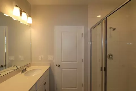 Bath - 1345 Hyde St, Saint Cloud, FL 34771 photo 1 of 6