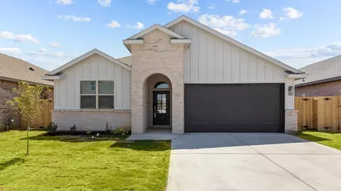 6900 Expedition Dr, Midland, TX 79707