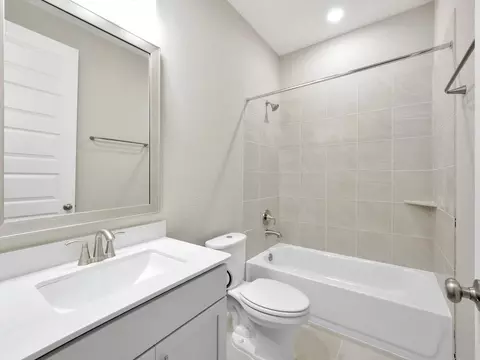 131 Grove Terrace Ct, Montgomery, TX 77316