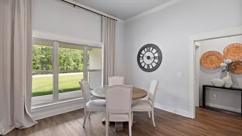 Dining - 123 Cornerstone Dr, Brandon, MS 39042 photo 3 of 4